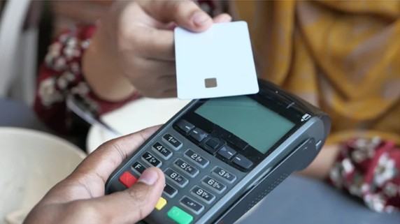 EUA e Israel lançam ataque devastador contra o Irã