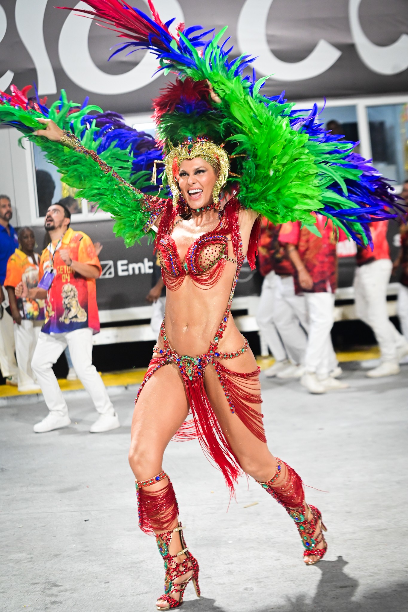 Musas 'celebridade' falam sobre cobrança por samba no pé: 'É justo, as escolas merecem respeito'