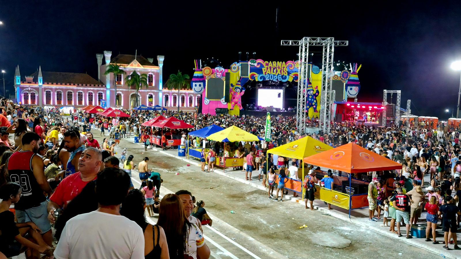 Bloco das Virgens abre a contagem do Carnapauxis 2026 em Óbidos