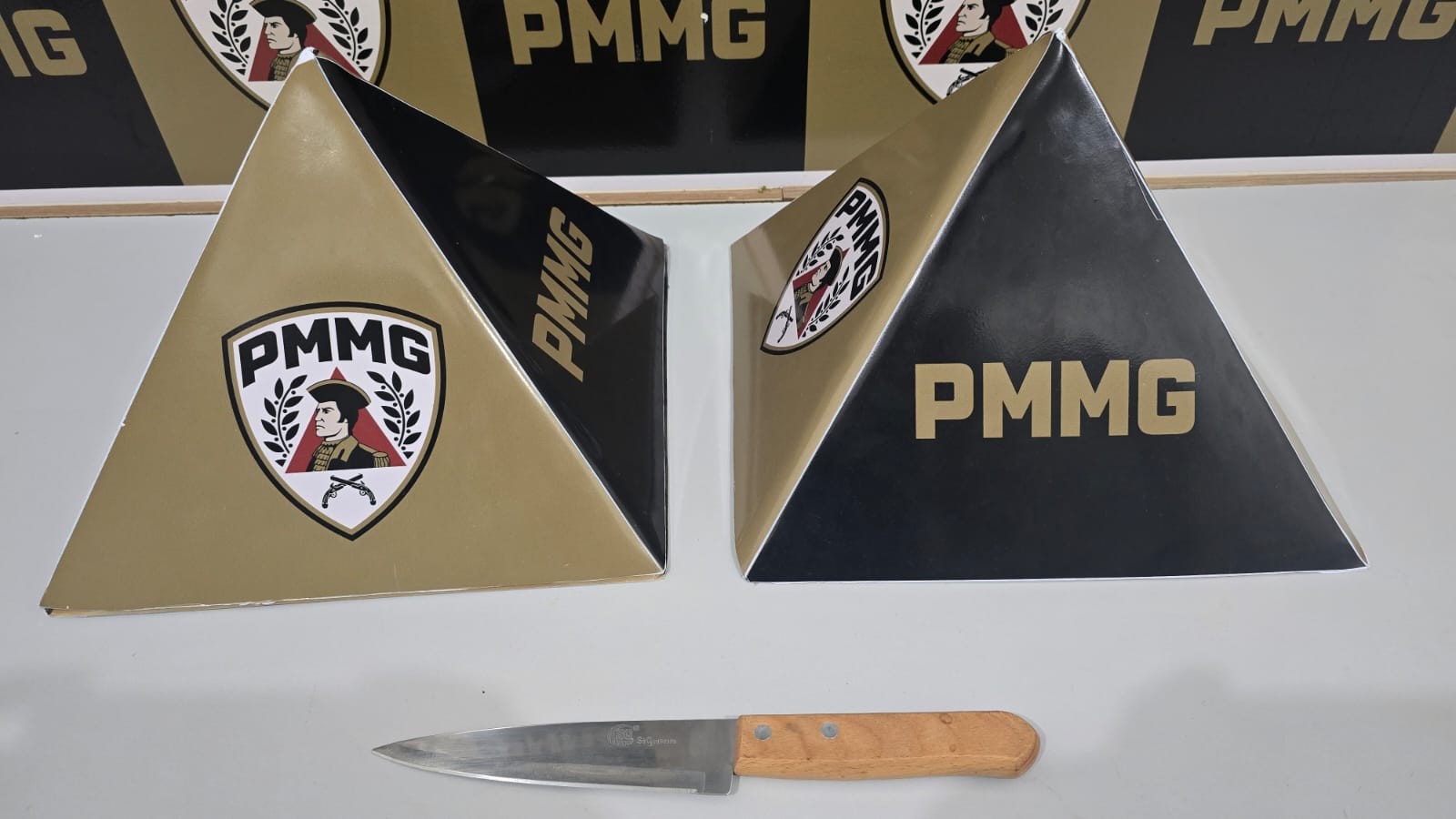 Ao ser preso, homem diz que esfaqueou conhecido após agressão com cabo de vassoura em Jaíba