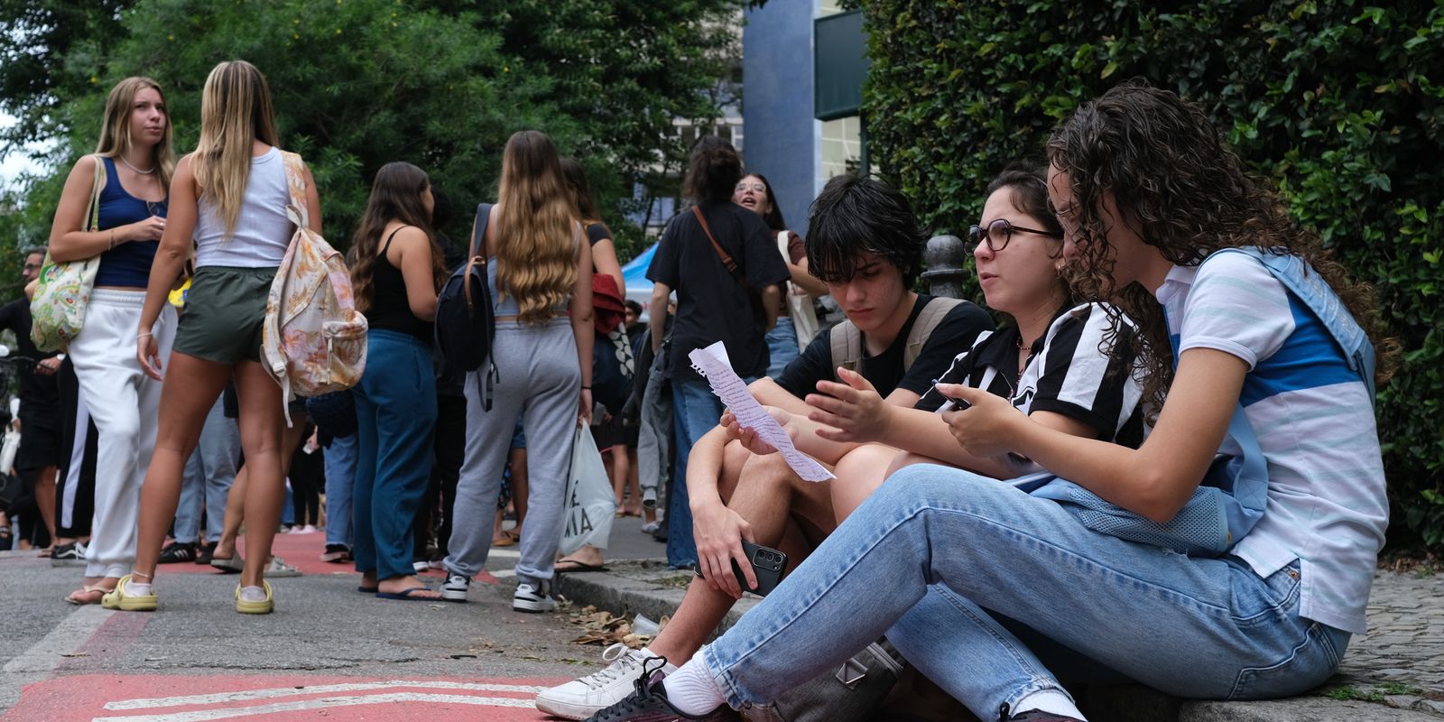 Instituto oferta videoaulas de português a alunos do ensino médio