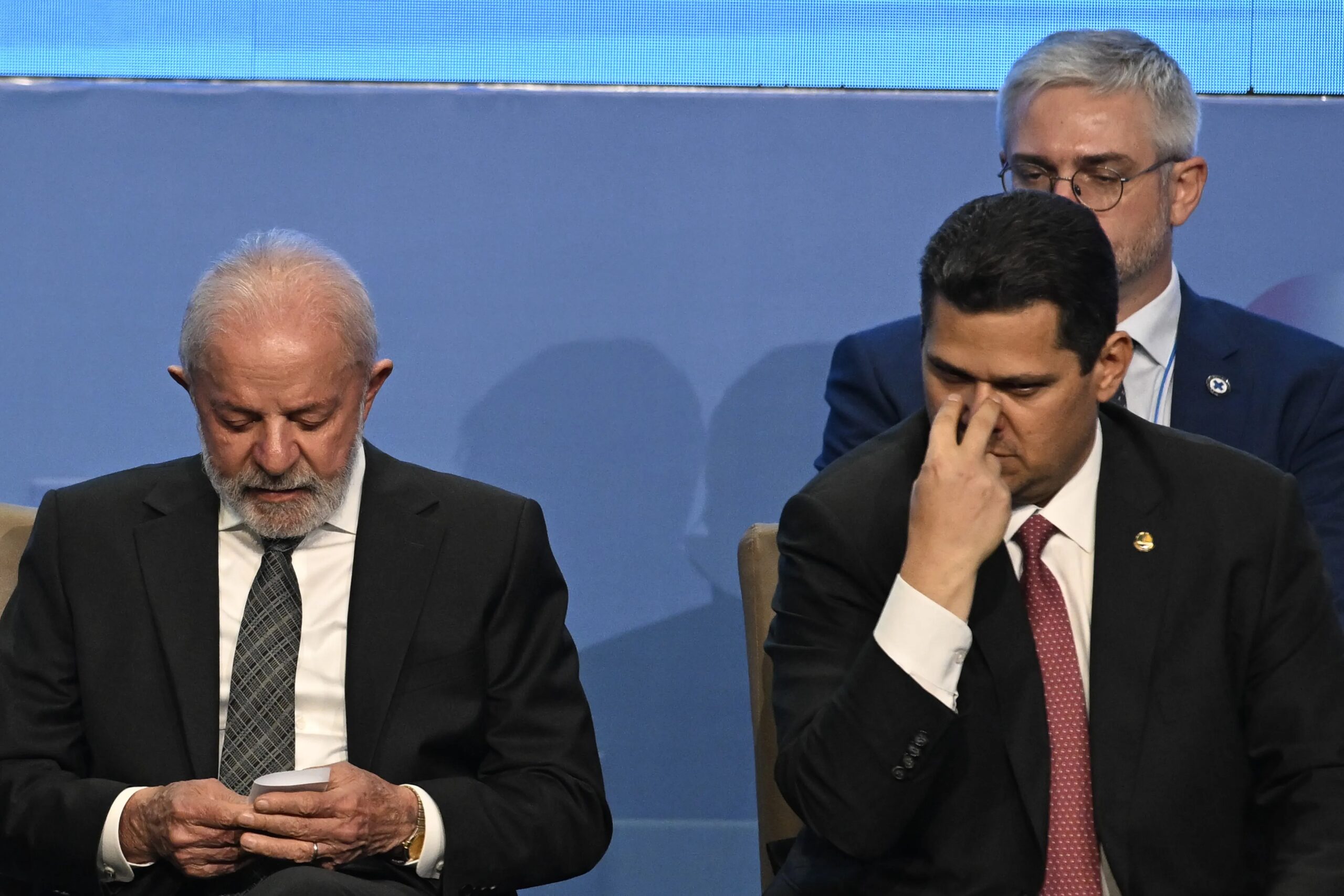 Sem encontro entre Alcolumbre e Lula, sabatina de Messias pode ficar para depois das eleições