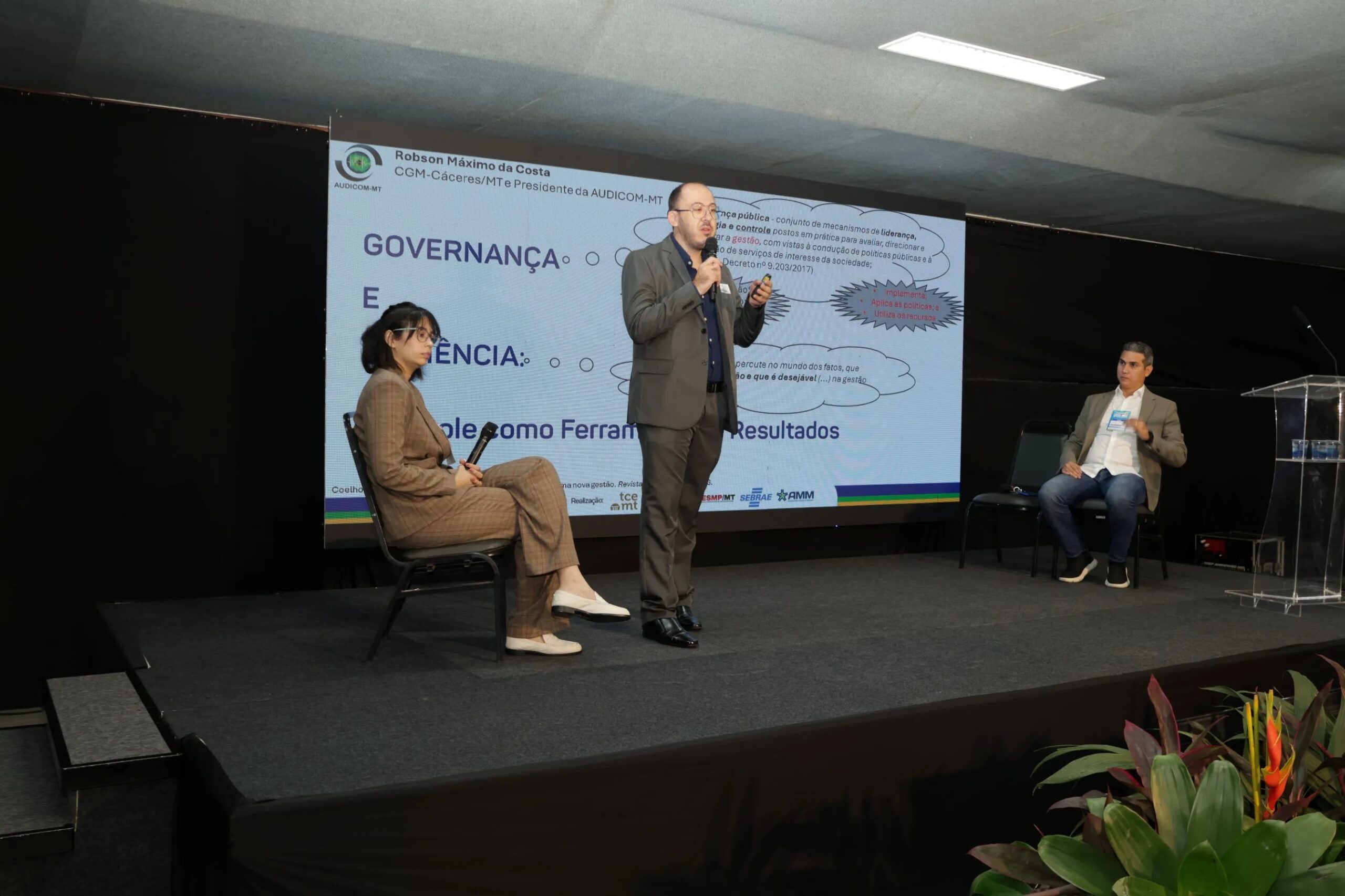 Especialistas defendem controle como ferramenta estratégica na administração pública