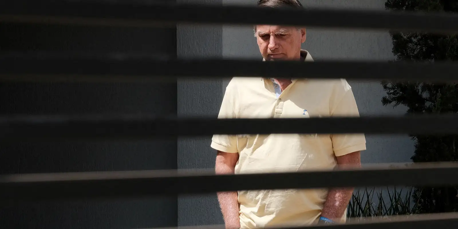 Defesa de Bolsonaro diz que ex-presidente não sabia de vídeo do filho