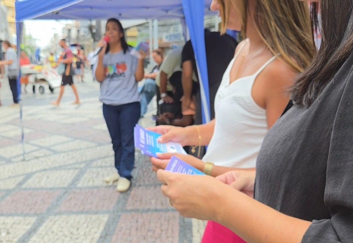 Ato em defesa das mulheres mobiliza população em Campos