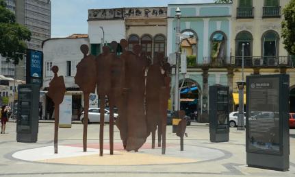 Saiba quem deve declarar Imposto de Renda em 2026