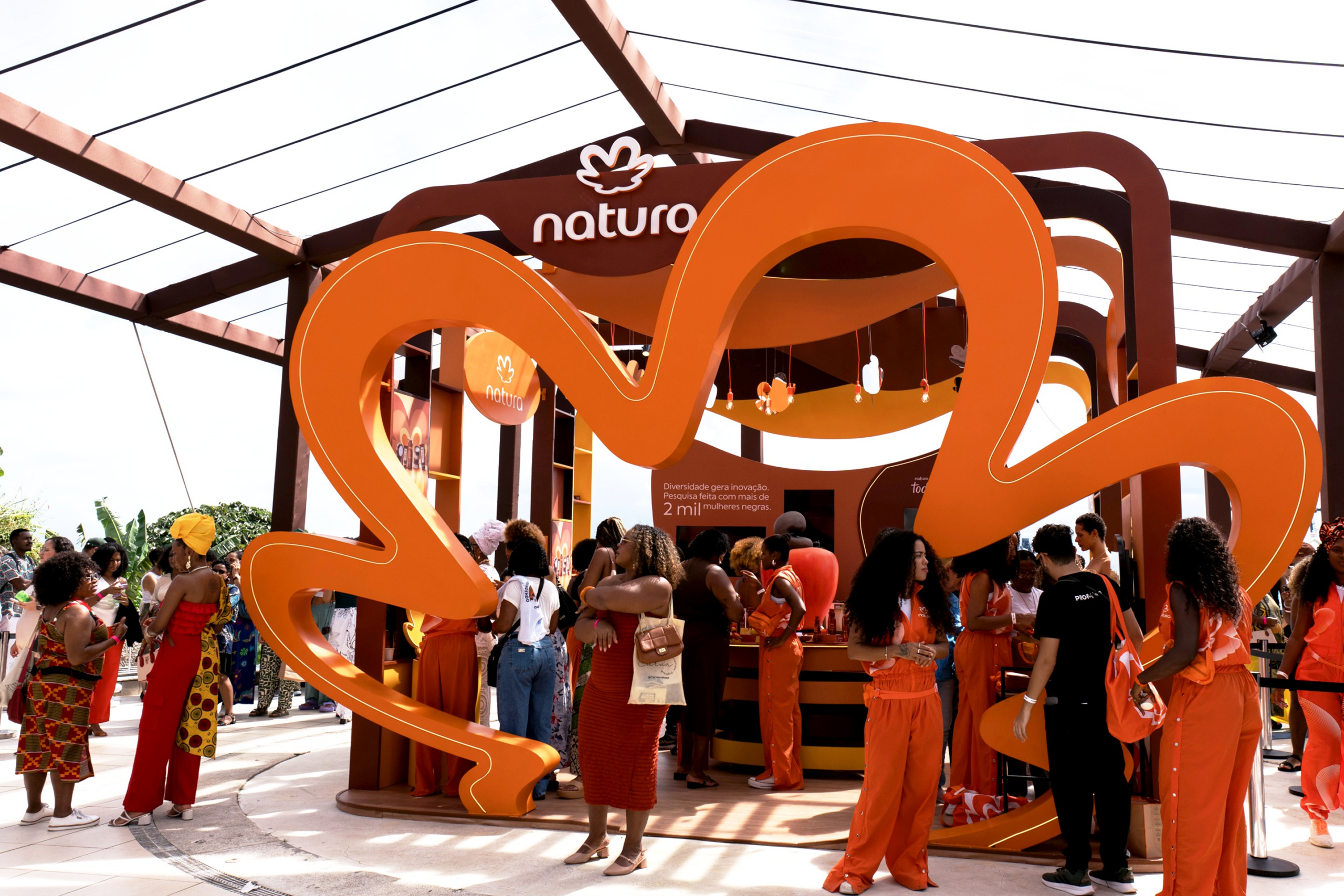 Natura dispara após acordo com Advent e renovação do conselho