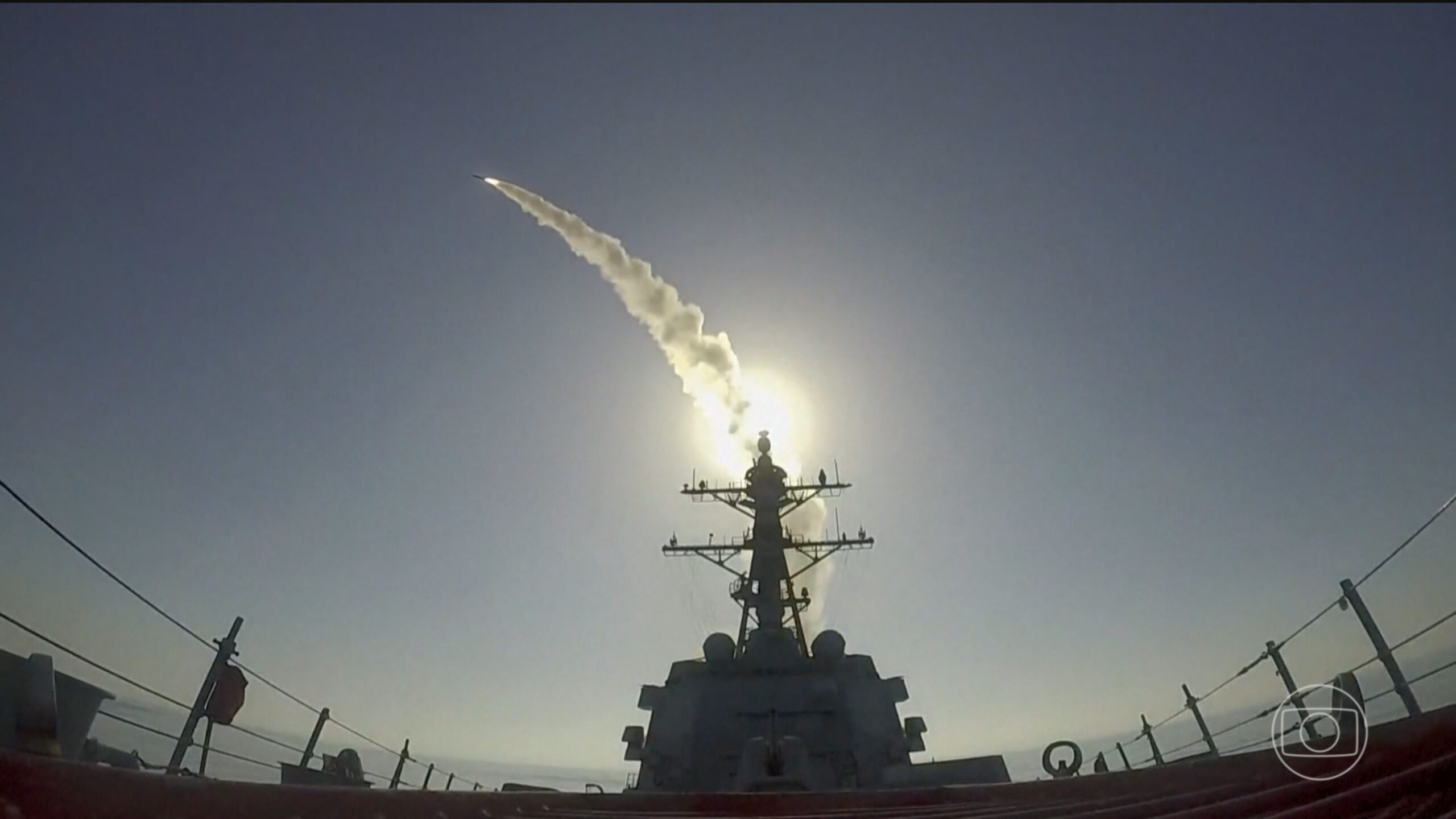 Com sinais de que a guerra pode se estender, Pentágono teme pelo estoque de munição para manter ataques contra o Irã