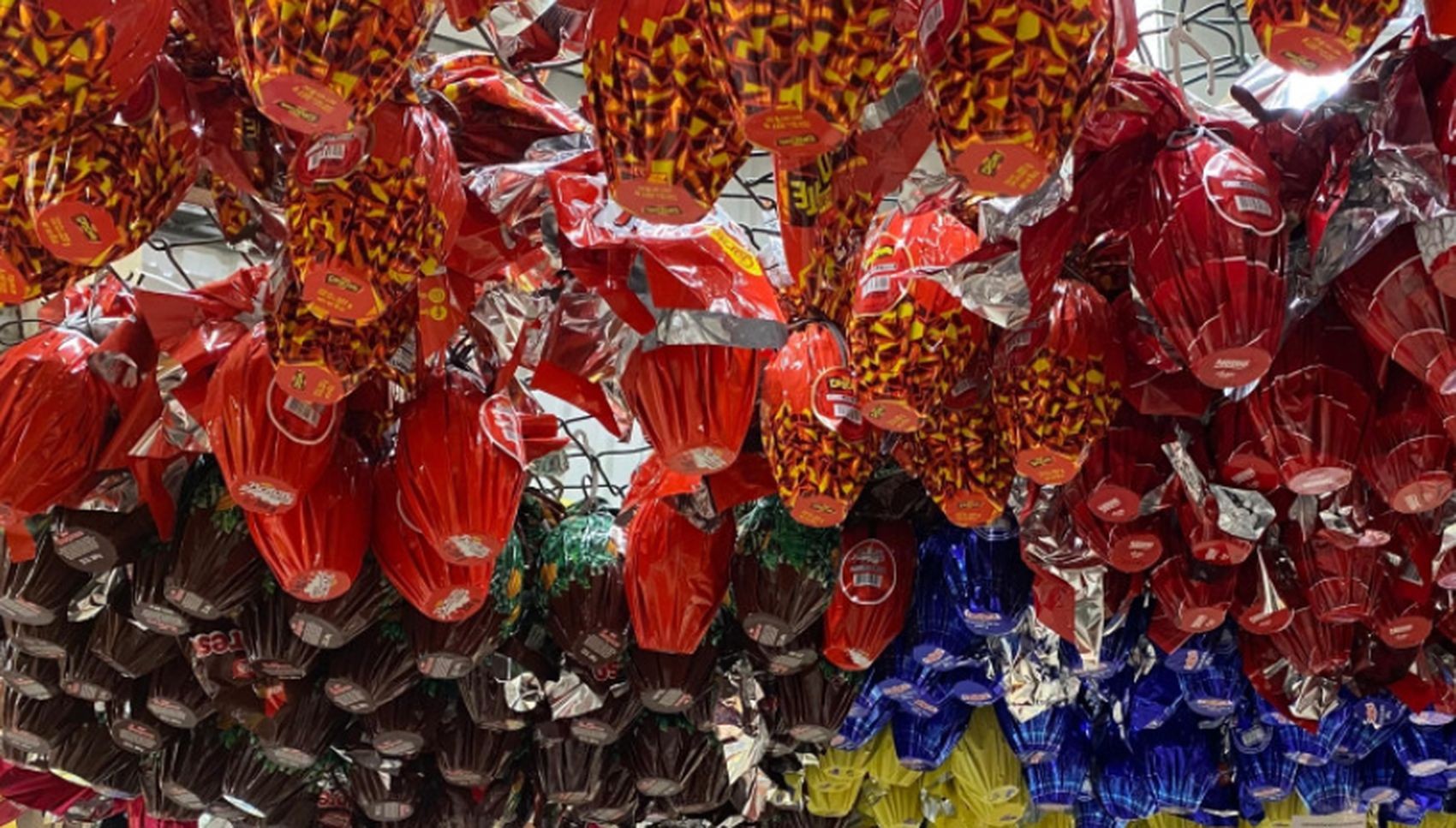 Famílias de MT devem gastar menos com presentes de Páscoa neste ano