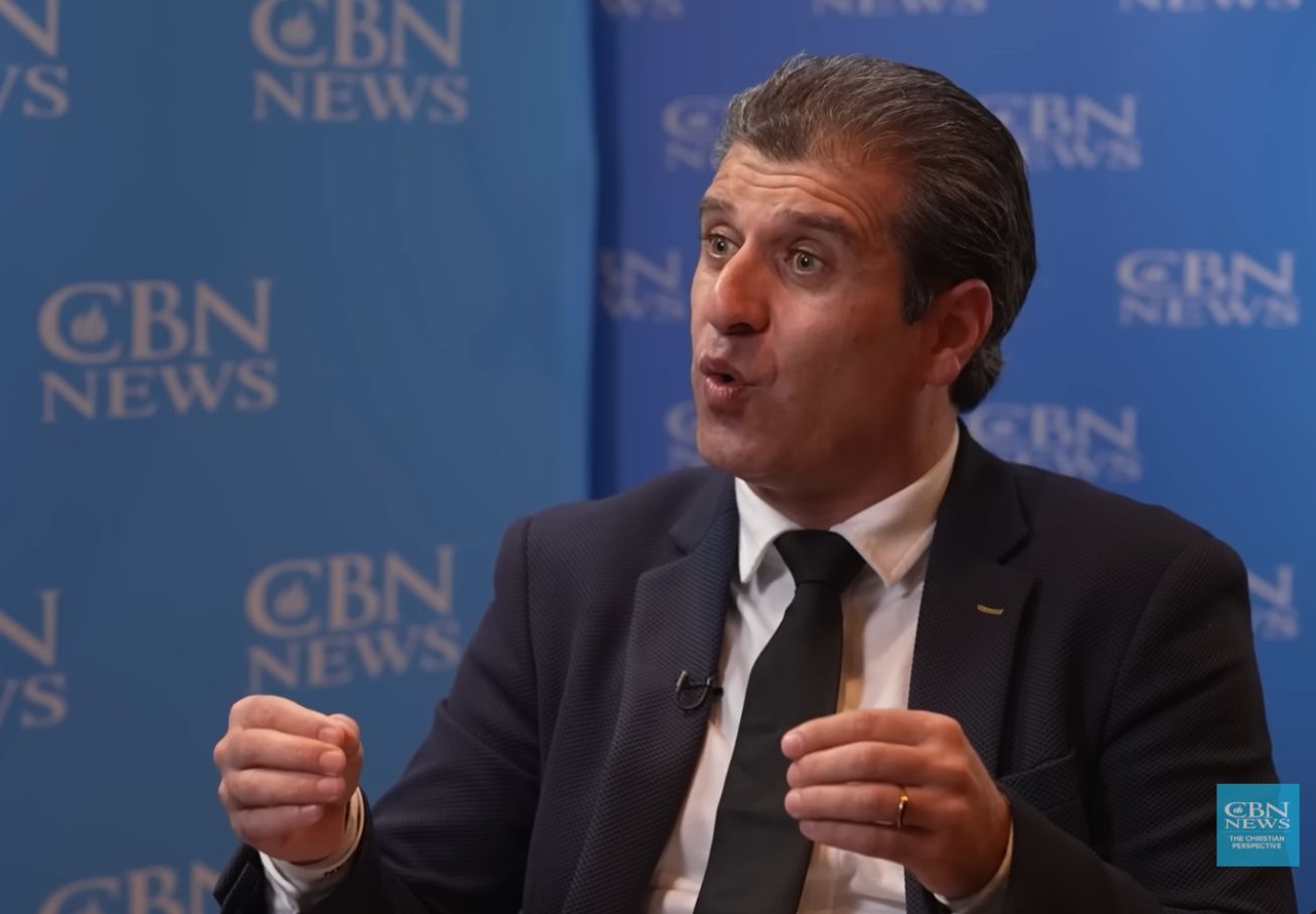 Jesus aparece em sonhos a familiares de ex-muçulmano no Irã