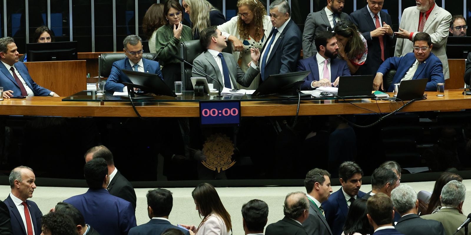 Em primeiro turno, Câmara aprova garantia de recursos para o Suas