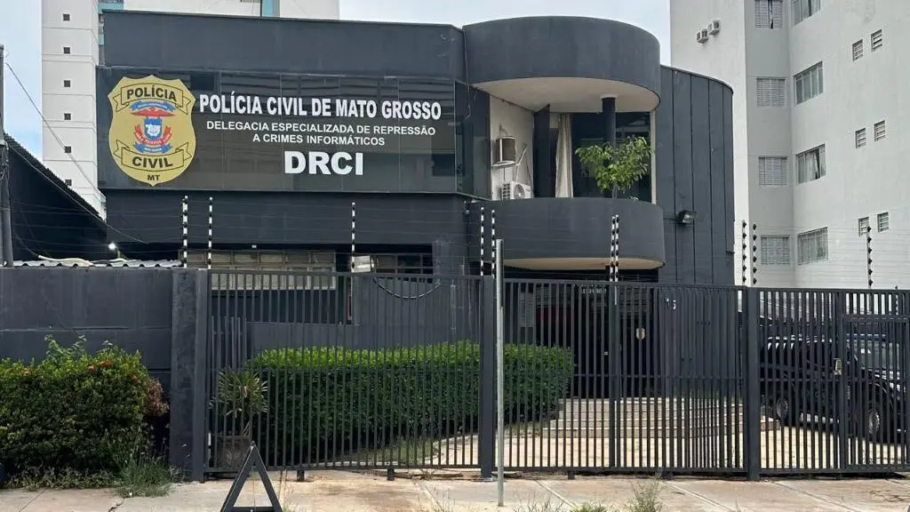 Polícia Civil desarticula grupo criminoso que usava IA para invasões e fraudes eletrônicas