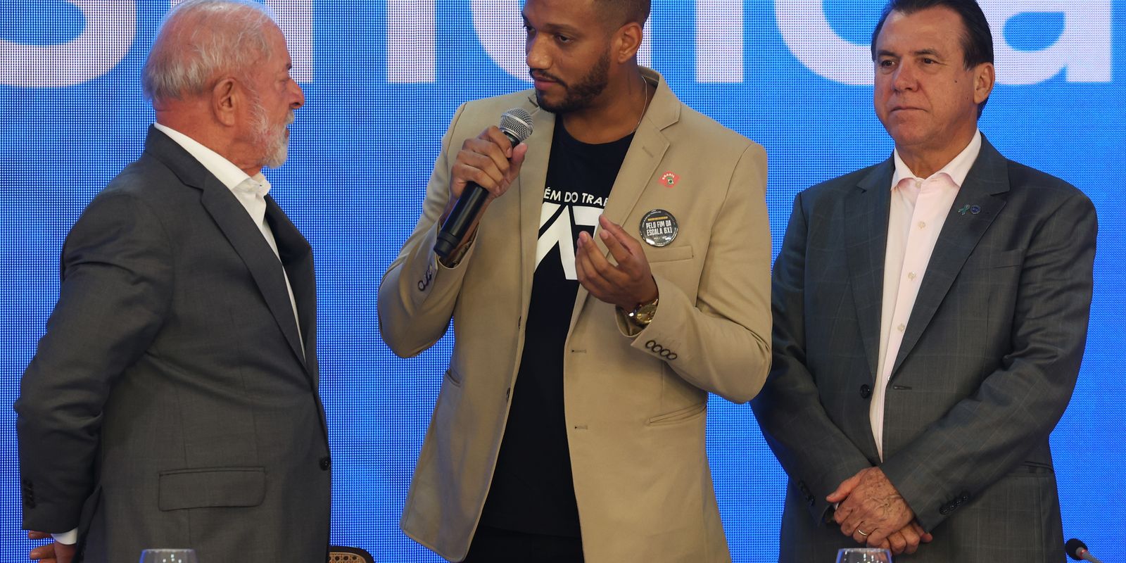 Lula pede mobilização a centrais sindicais para fim da escala 6×1