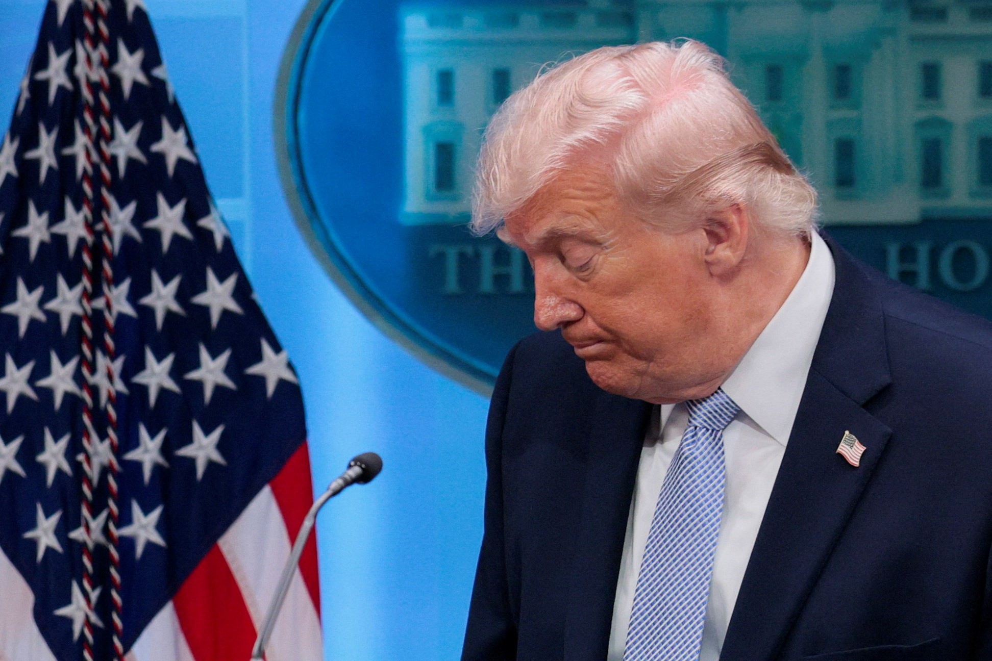 Petróleo despenca após EUA e Irã concordarem em um cessar-fogo