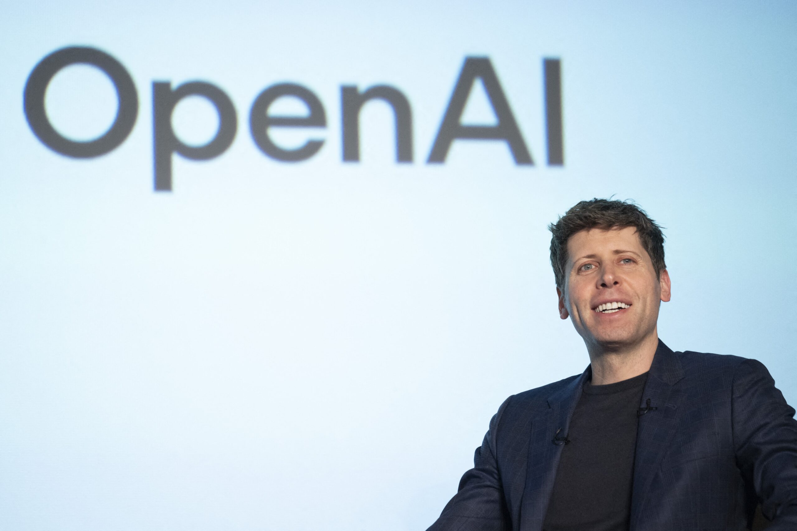 OpenAI, dona do ChatGPT, vê ameaça da IA ao emprego e defende semana de 4 dias