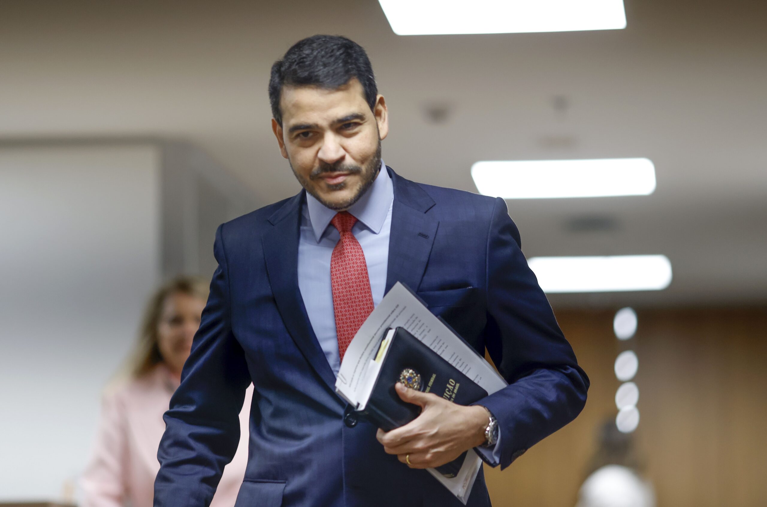 Ministros do STF se mobilizam por Messias; aliados de Alcolumbre veem risco de derrota para Lula