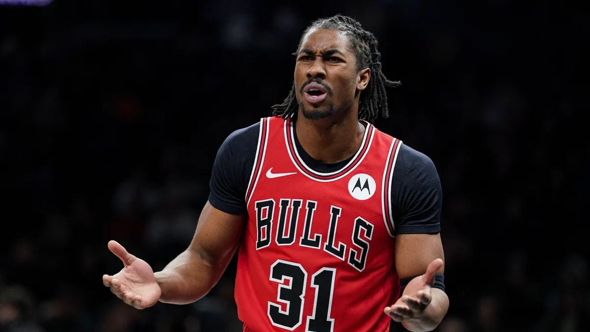 jogador demitido por criticar ‘mês do orgulho LGBT’