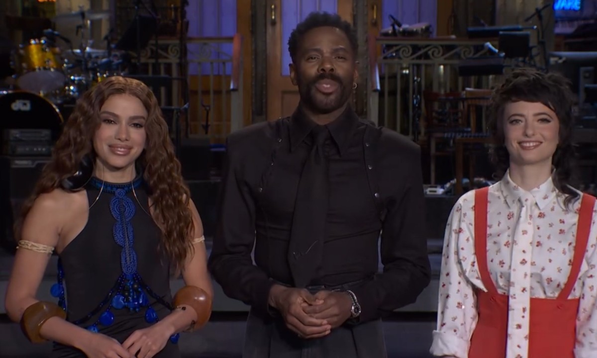 Anitta usa peça de roupa produzida por ateliê de Manaus durante gravação de programa de TV nos Estados Unidos