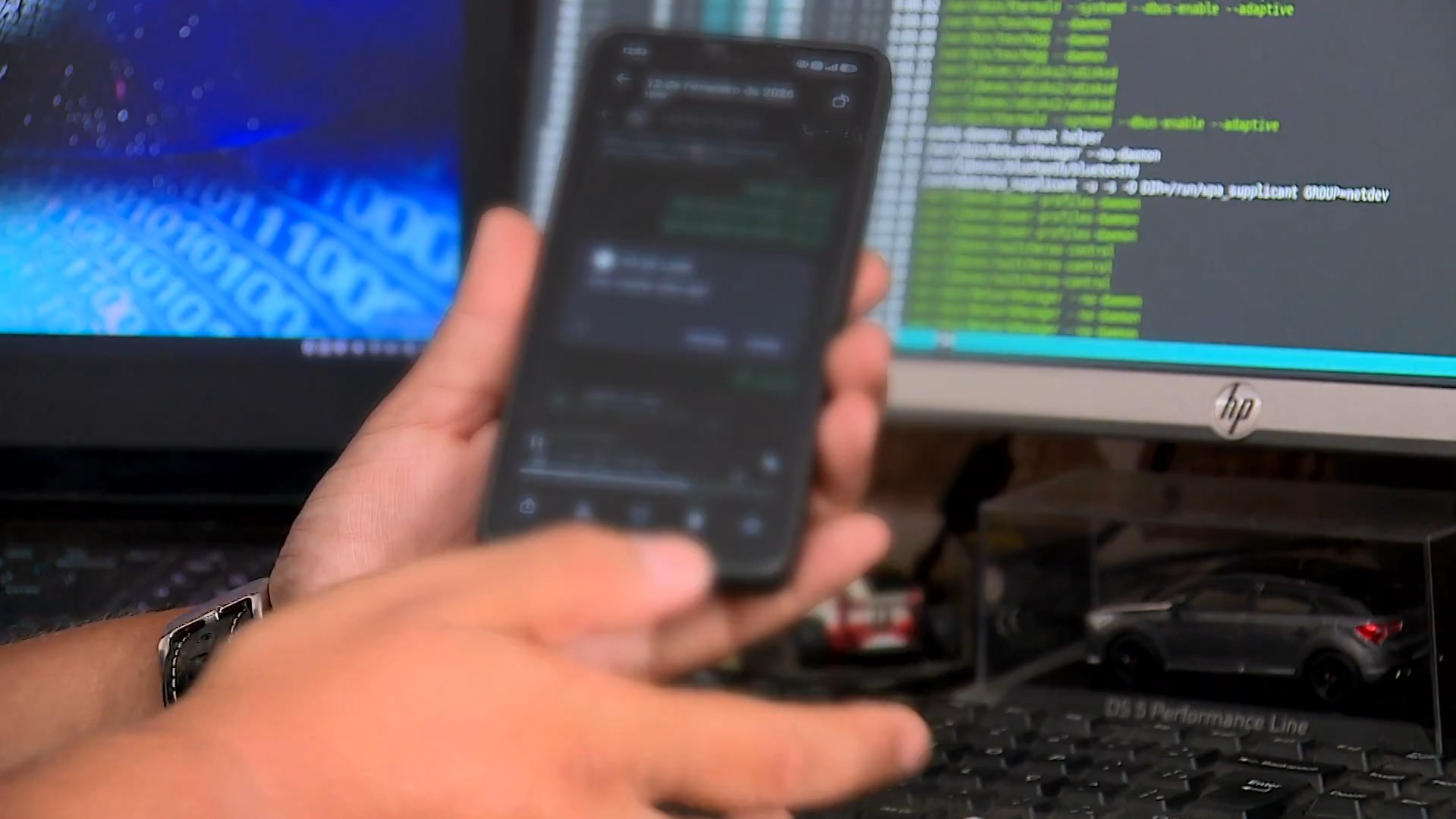 Sequestro de celular: como criminosos transformam aparelhos em 'maquininhas' para desviar milhares de reais