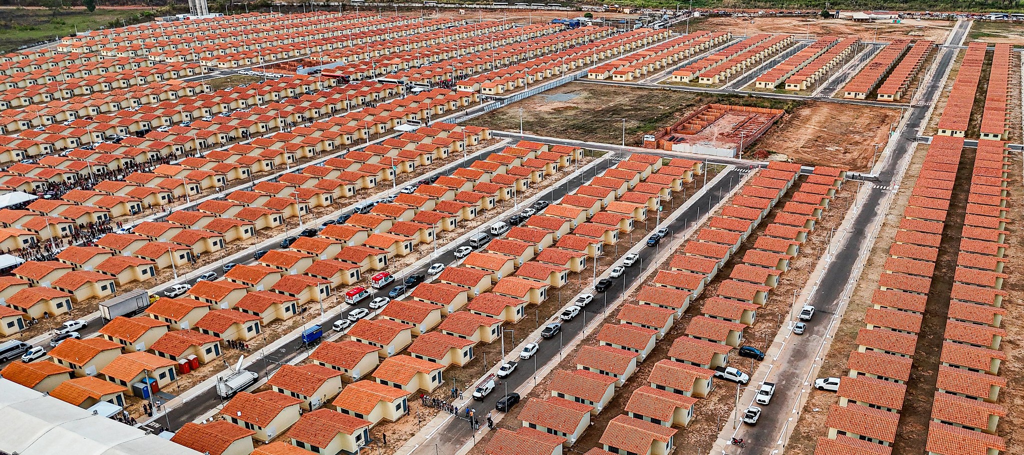 Reforma Casa Brasil: governo amplia crédito para reforma de moradias para quem tem renda até R$ 13 mil