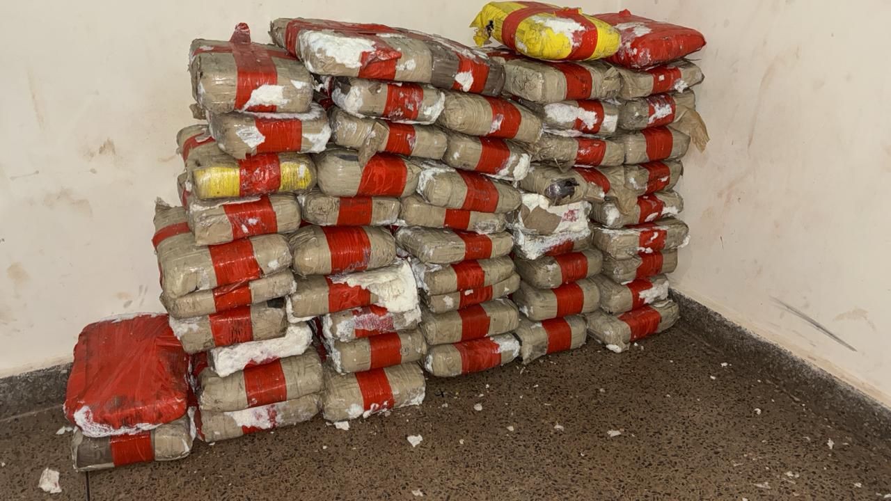 Seis pessoas são presas com mais de 200 kg de drogas durante operação policial em Juruti