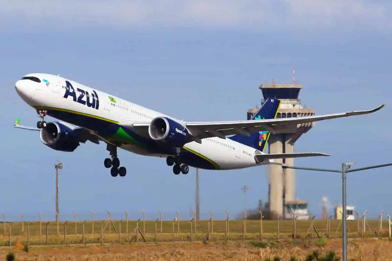 Petrobras reajusta querosene de aviação em 18% e mantém parcelamento