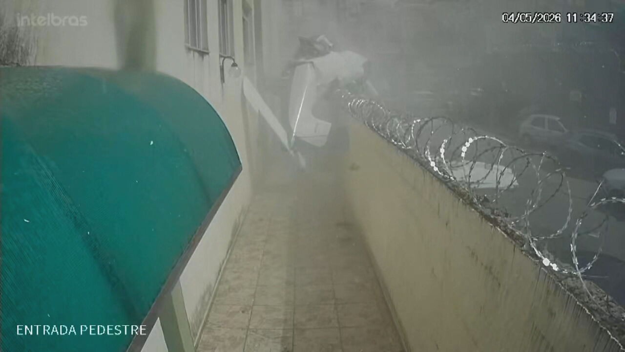 Exclusivo: câmeras de segurança mostram o momento em que avião bateu em prédio residencial em Belo Horizonte