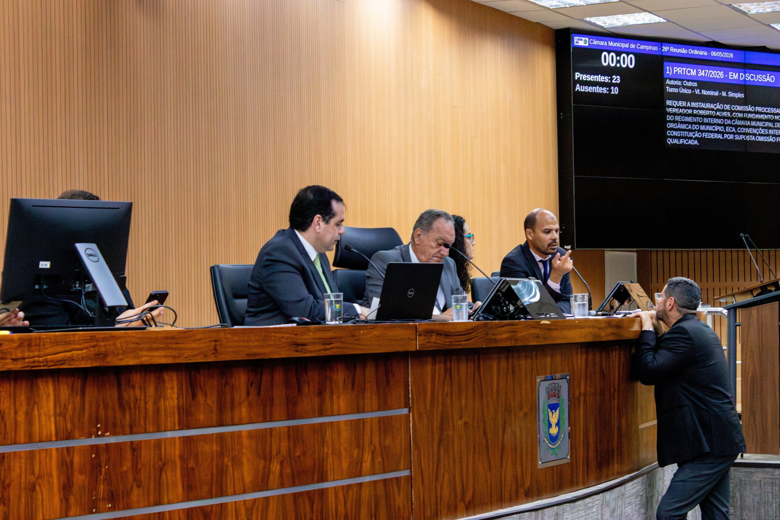 Câmara aprova proibição de vapes e mudanças a ambulantes em Campinas