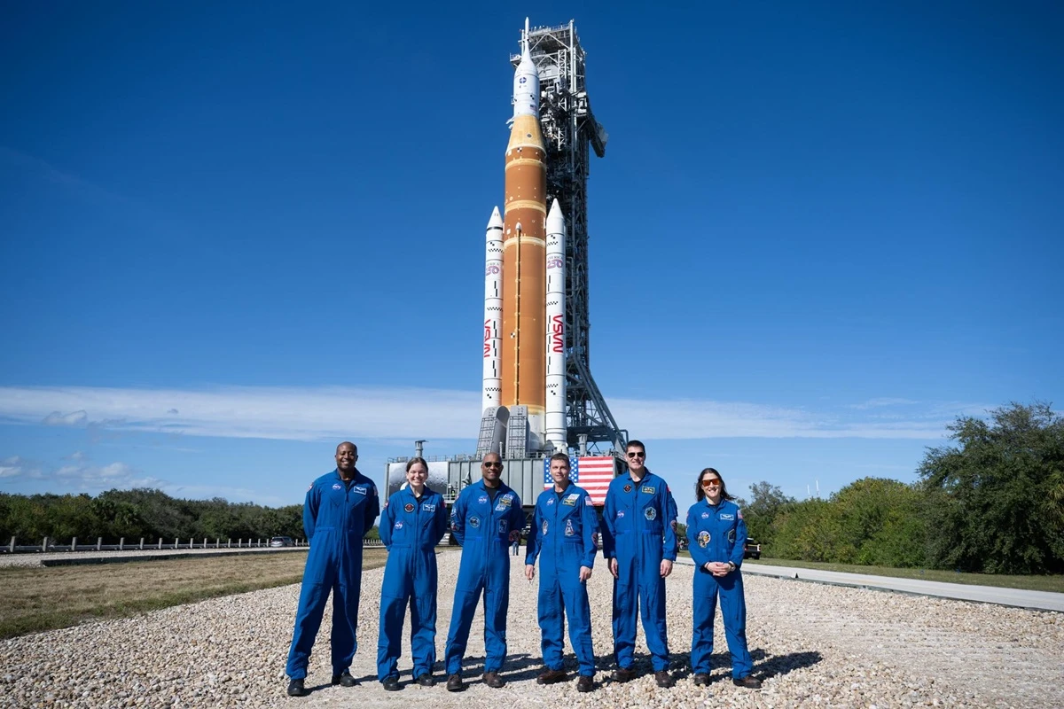 o que os astronautas vão comer na missão à órbita da Lua