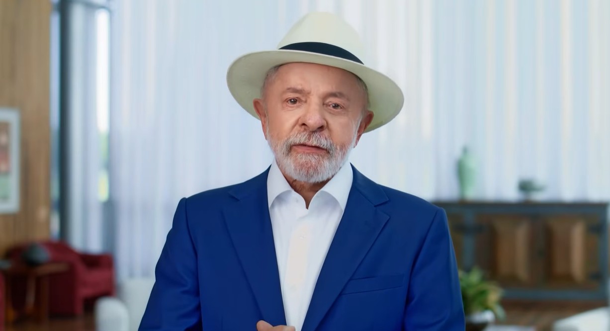 No Dia do Trabalhador, Lula cita queda no desemprego, ampliação da licença-paternidade e redução do IR