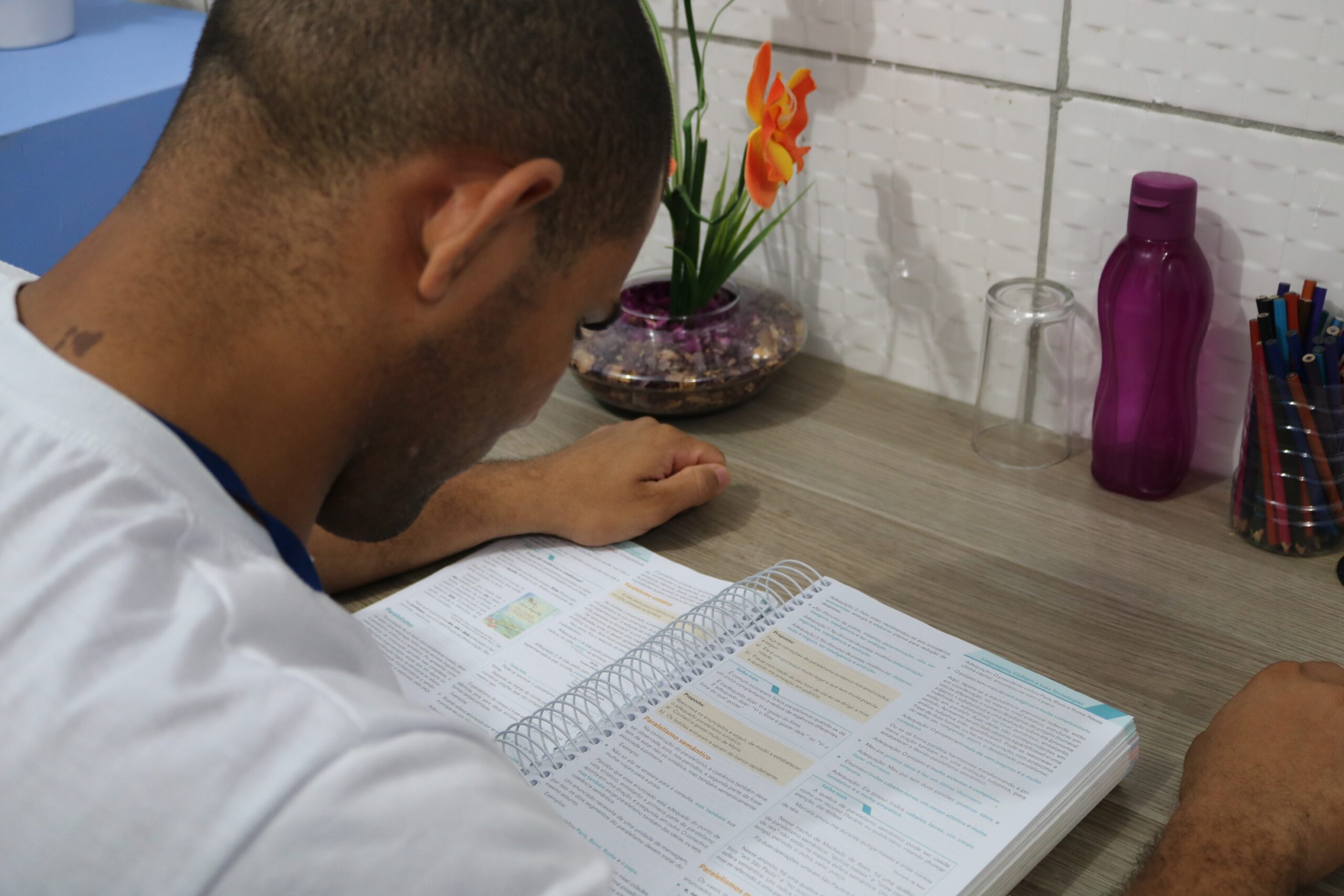 Ceará tem vagas de emprego e concursos abertos nesta segunda (11)