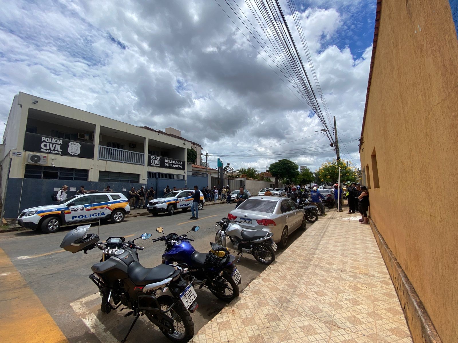 Camarão e ovos de Páscoa: Funcionária de supermercado que simulava pedidos priorizava itens mais caros, diz polícia