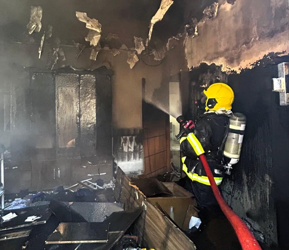 Bombeiros combatem incêndio em primeira ocorrência após inauguração de unidade em Querência