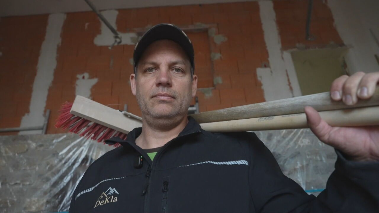 Com camas, cozinha e estoque de emergência: alemães constroem bunkers em casa em meio às tensões na Ucrânia