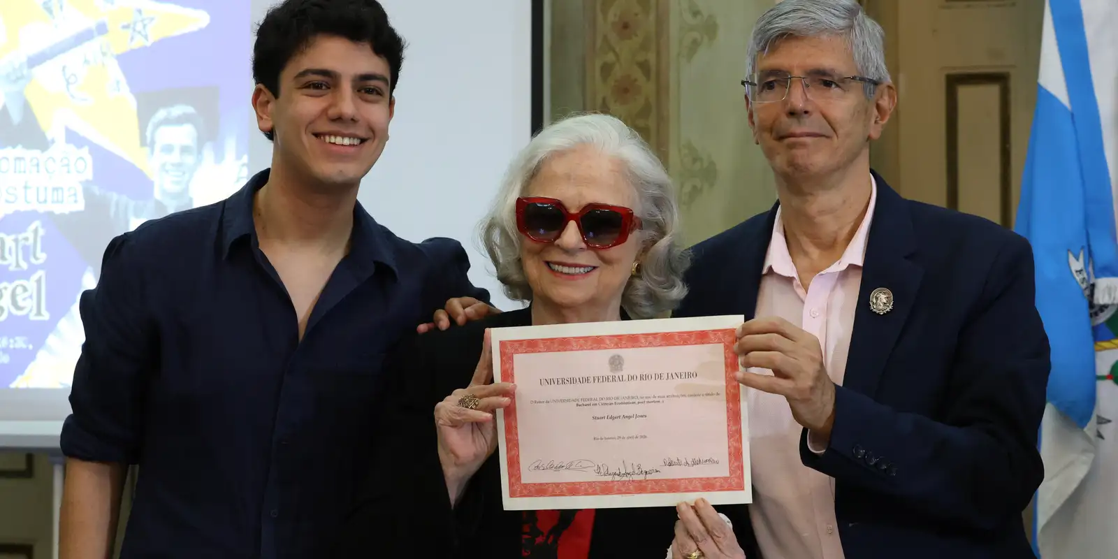 UFRJ dá diploma 55 anos depois da morte de Stuart Angel