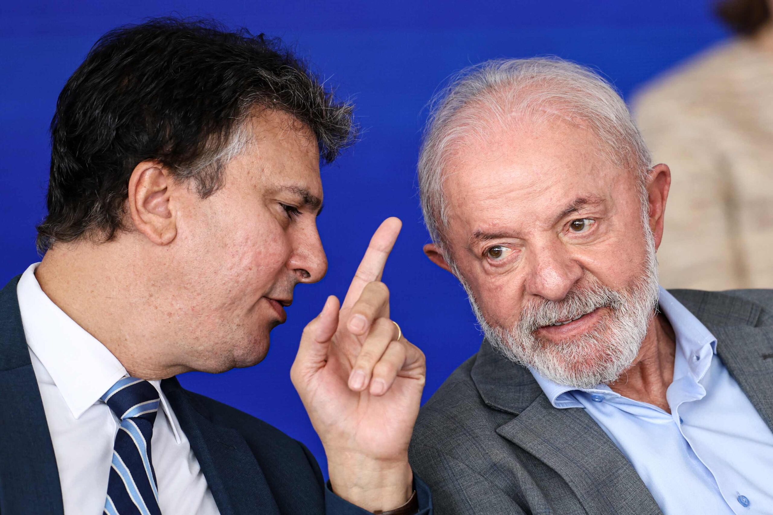 Camilo Santana deve liderar o PT no Senado
