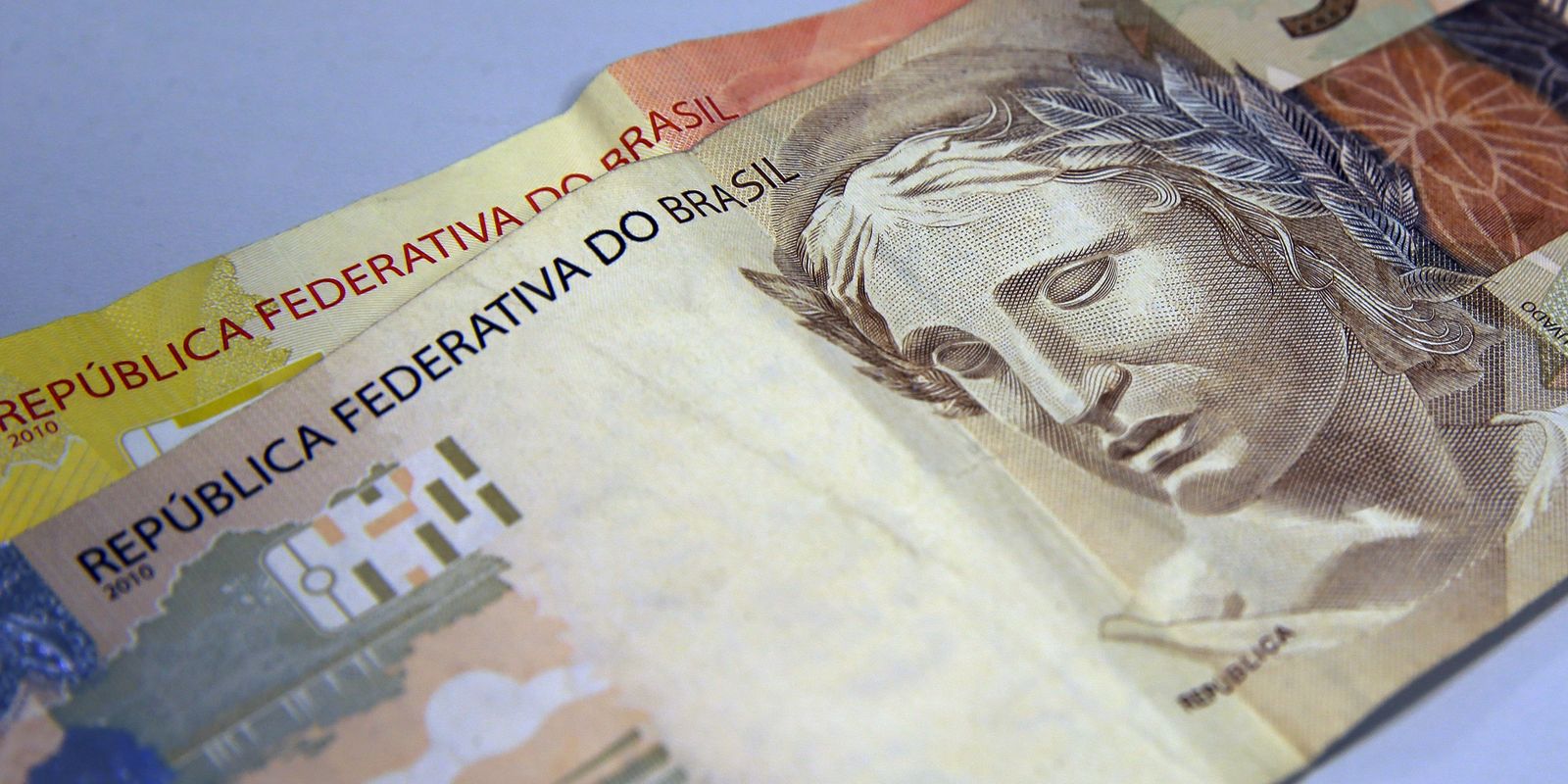 Poupança: saques superam depósitos em R,3 bilhões no semestre
