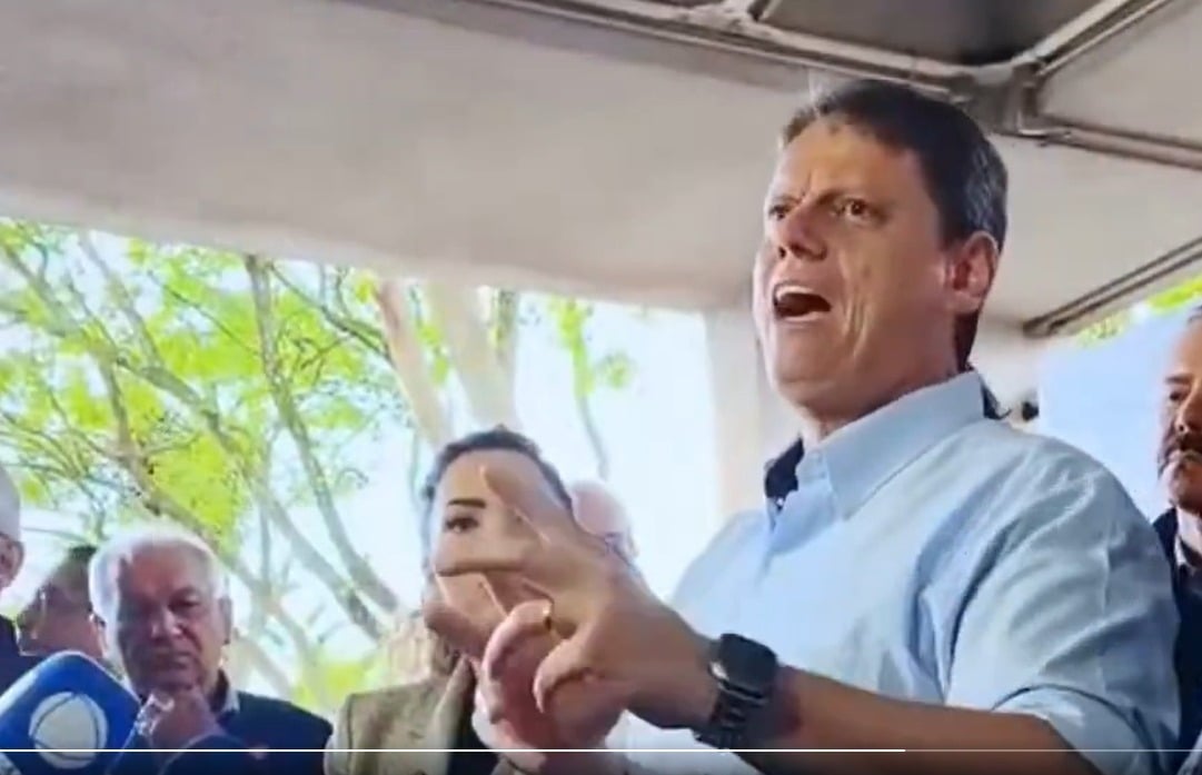 Tarcísio defende investigação sobre Moraes após vazamento de mensagens