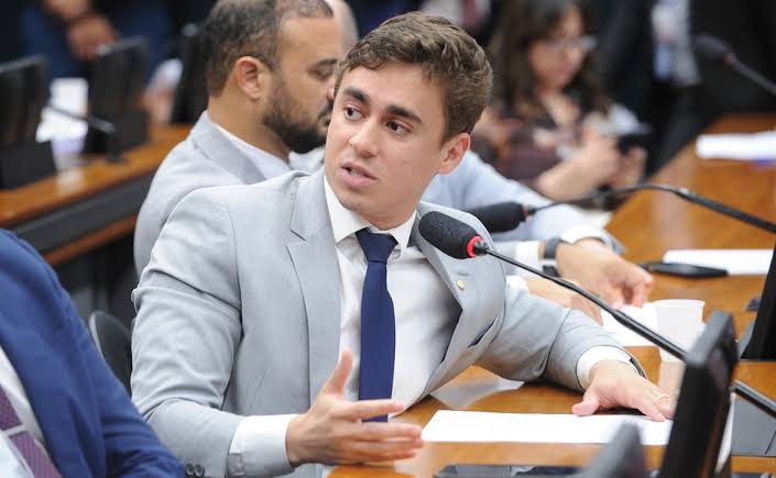 Nikolas Ferreira alerta sobre impacto de reeleição de Lula
