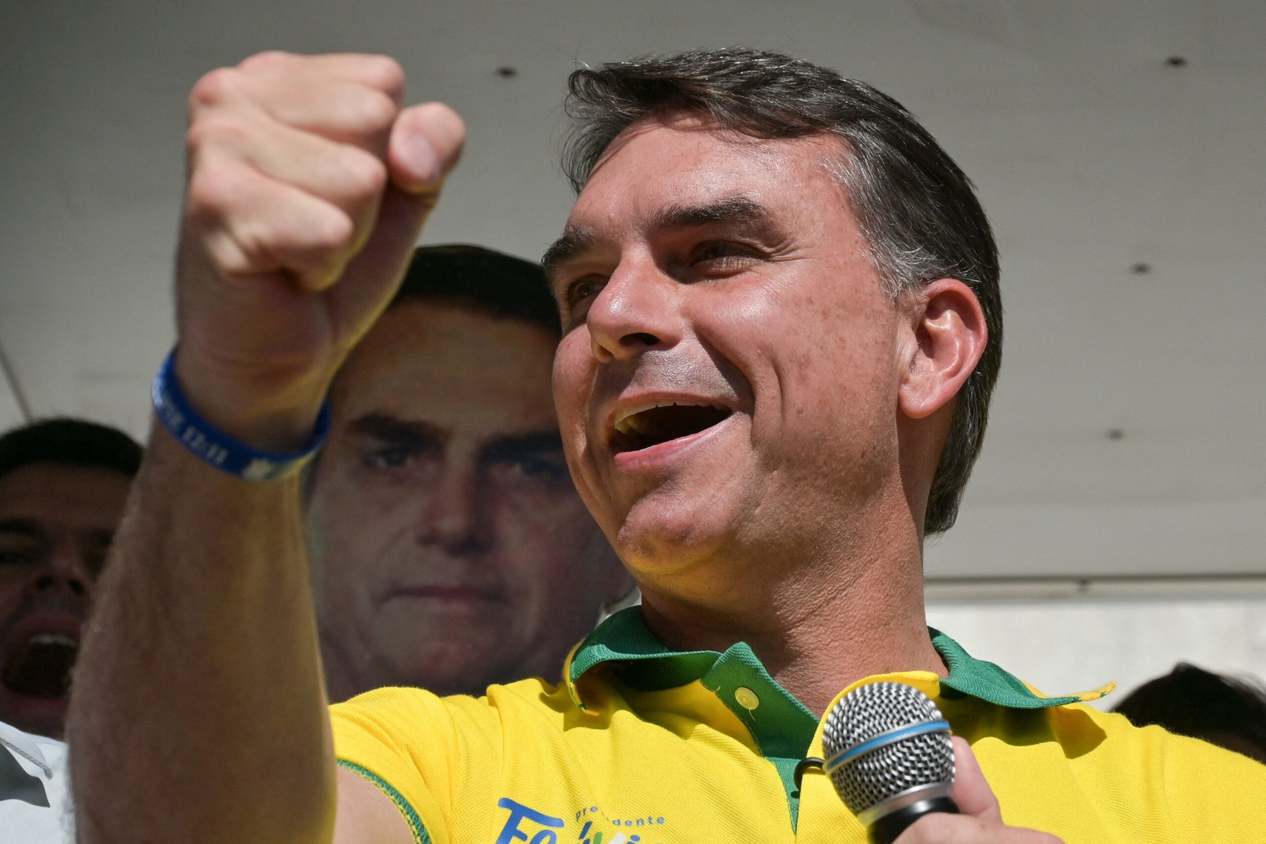 União Brasil apoia Flávio Bolsonaro no 2º turno